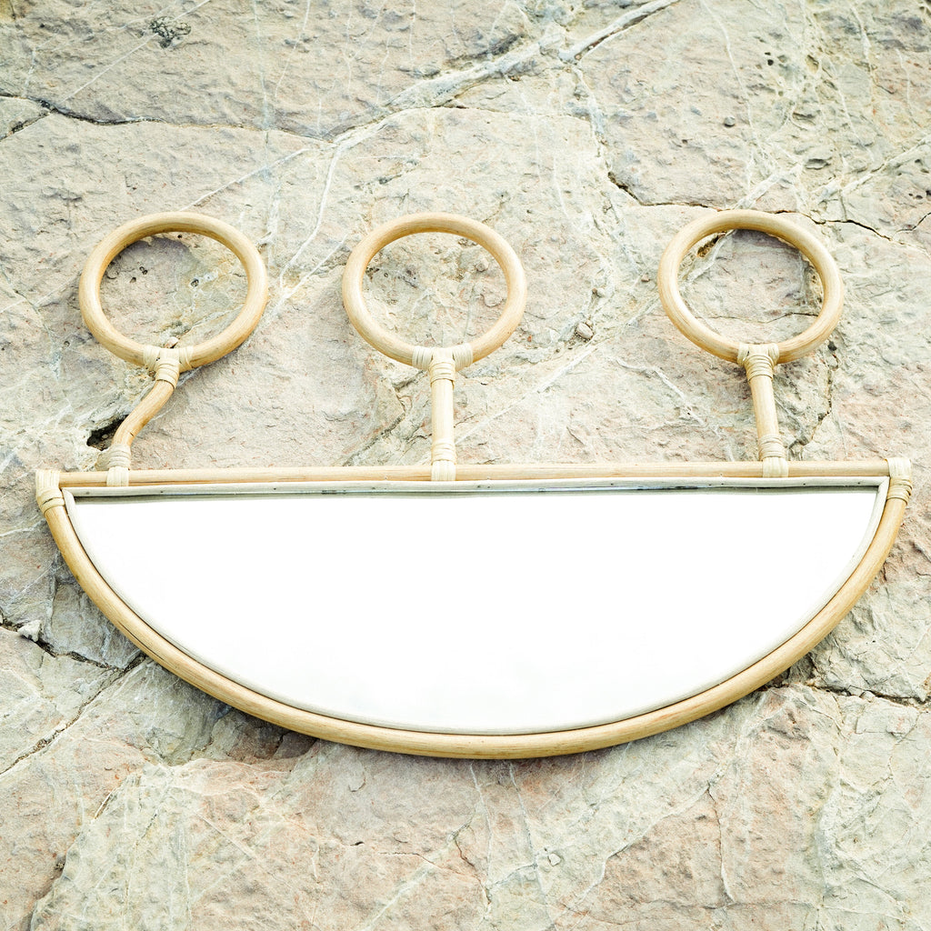 Miroirdesignenrotinfaitmain